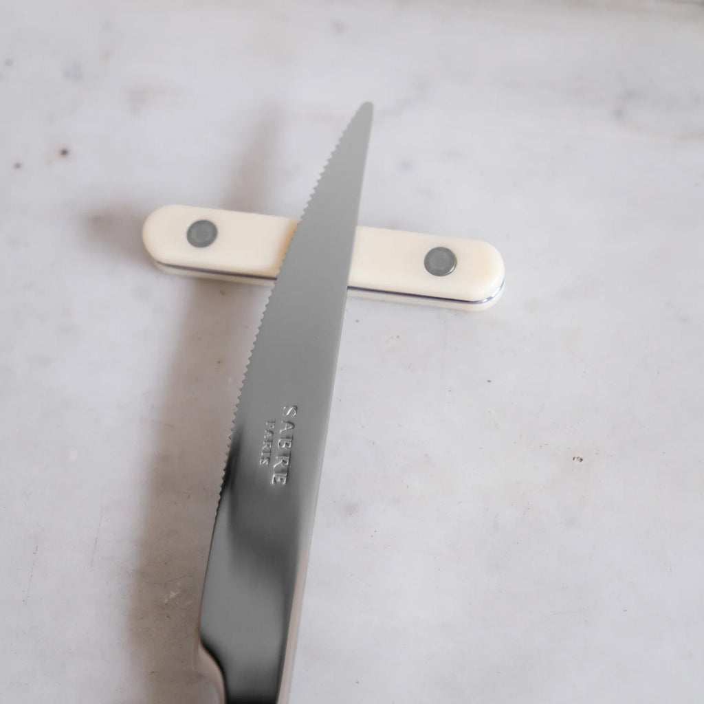 Sabre Paris | Bistrot Chopsticks Rest