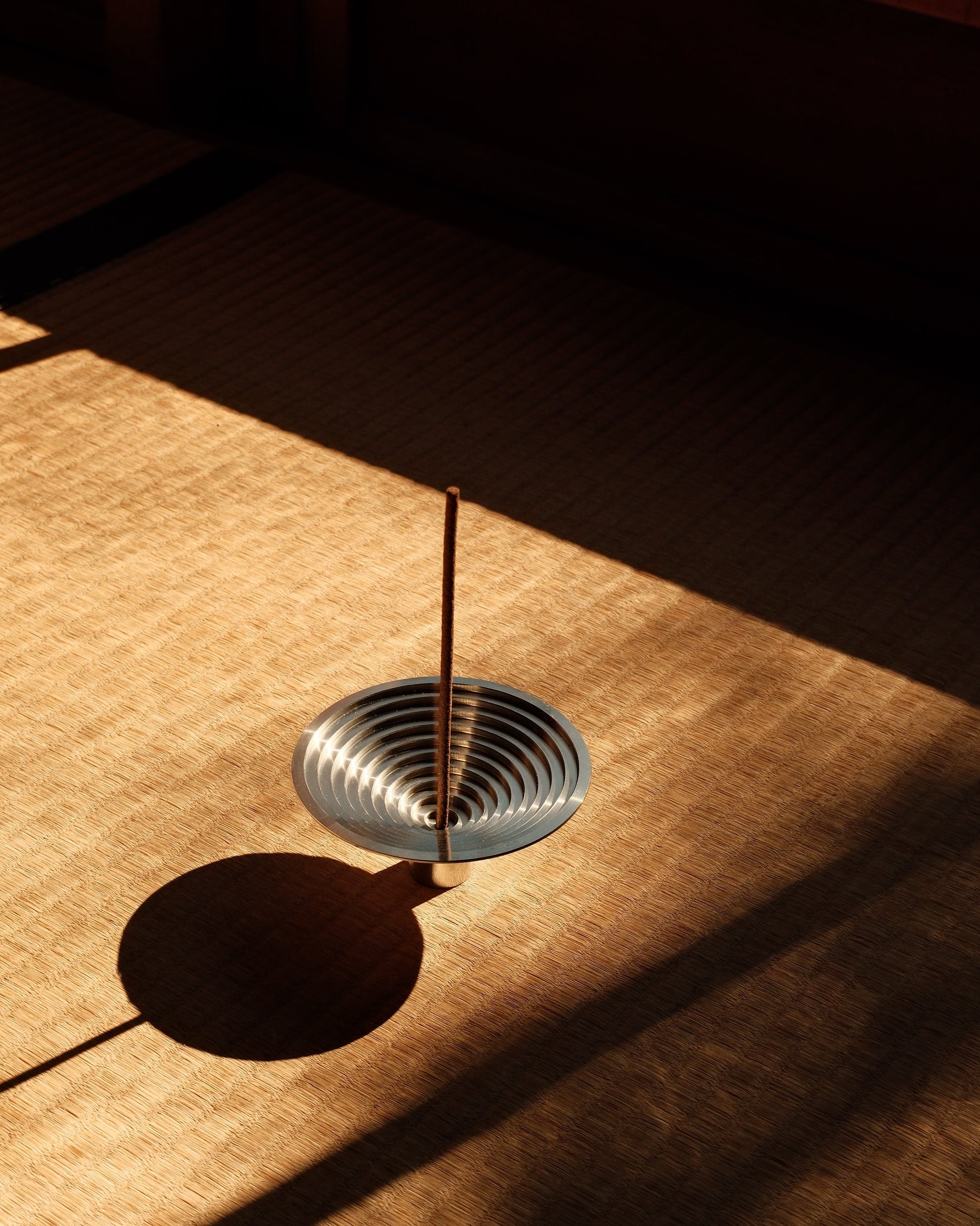 ode | Spīra Incense Holder Set