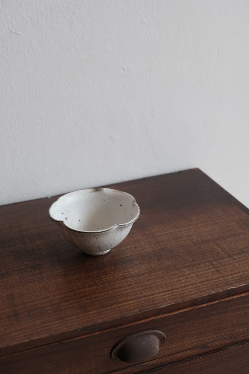 Takashi Sogo | Kohiki Five Petaled Dessert Bowl
