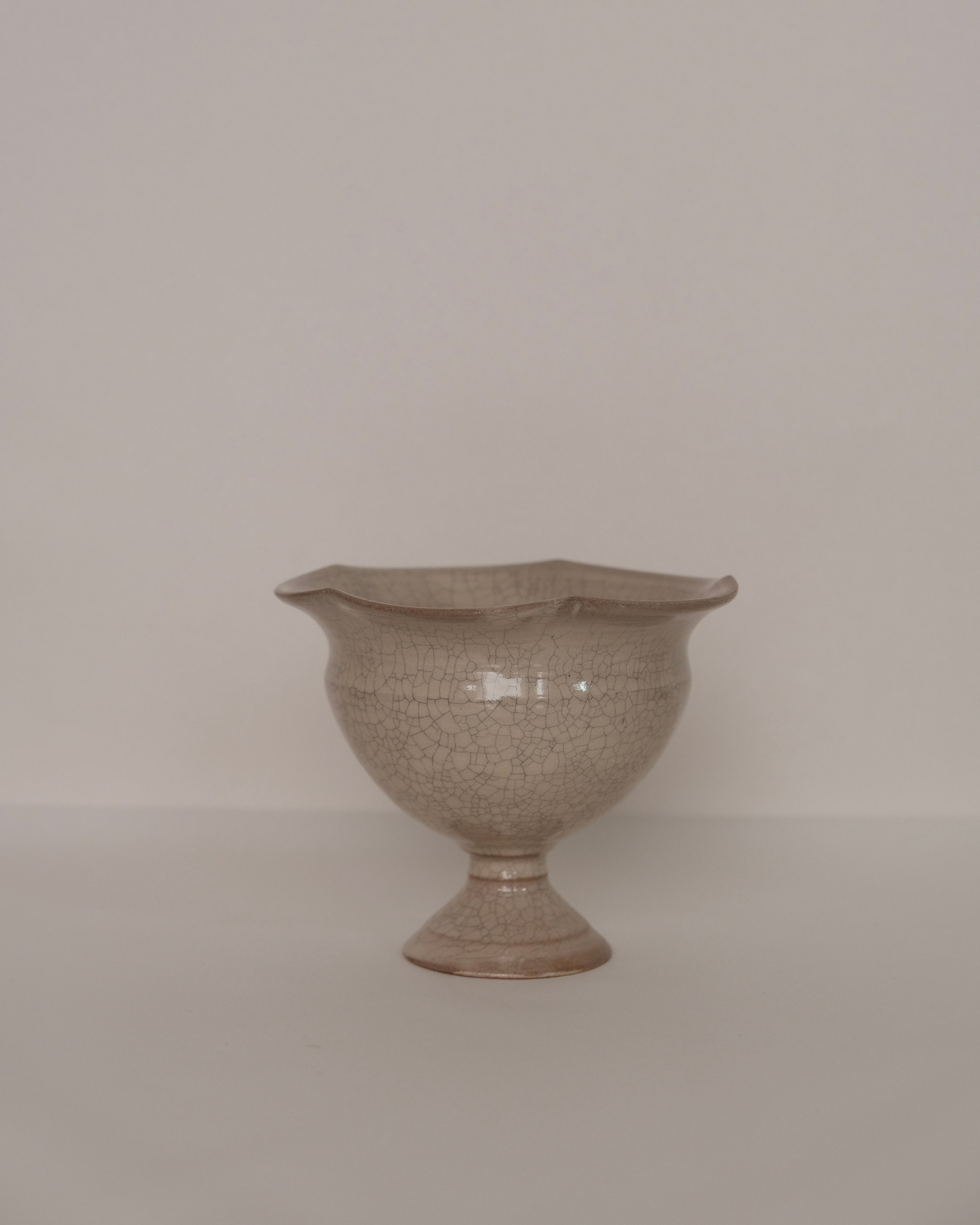 Fuminari Araga | Crackled Kohiki Rinka Footed Plate
