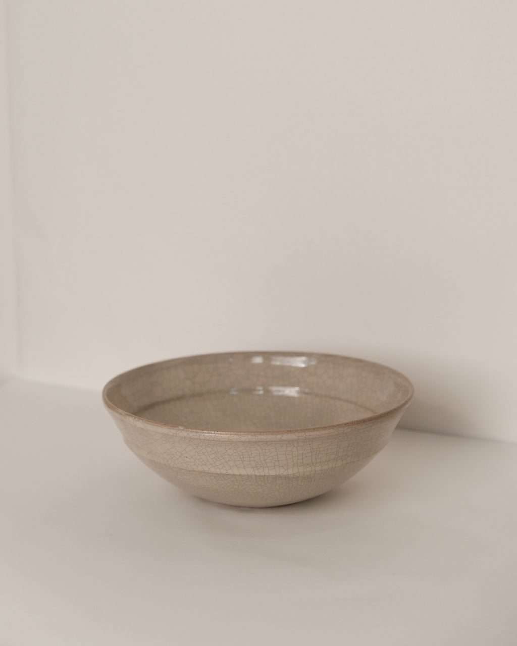 Fuminari Araga | Crackled Kohiki Round Bowl