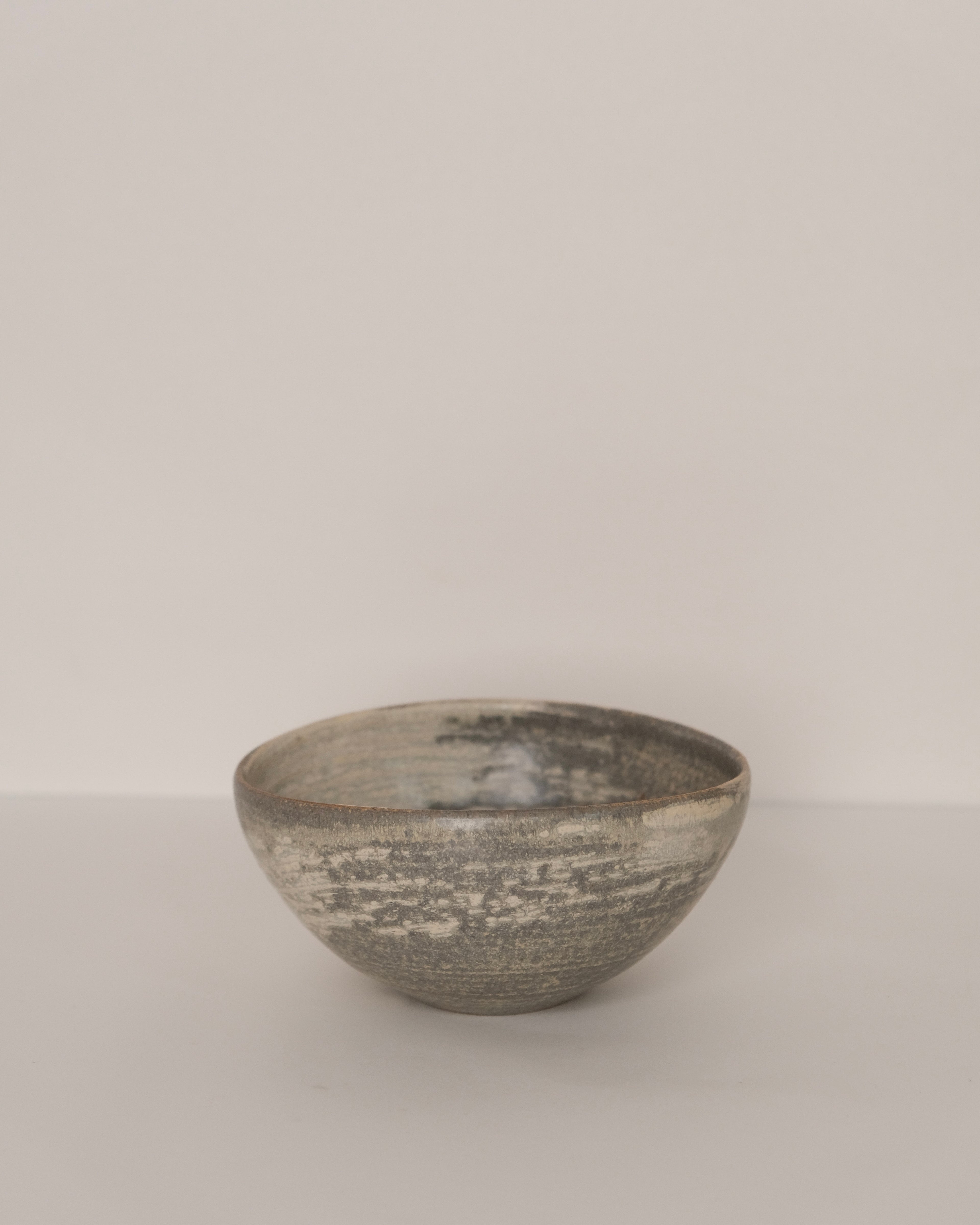 Fuminari Araga | Hakeme Brush-stroke Egg Bowl