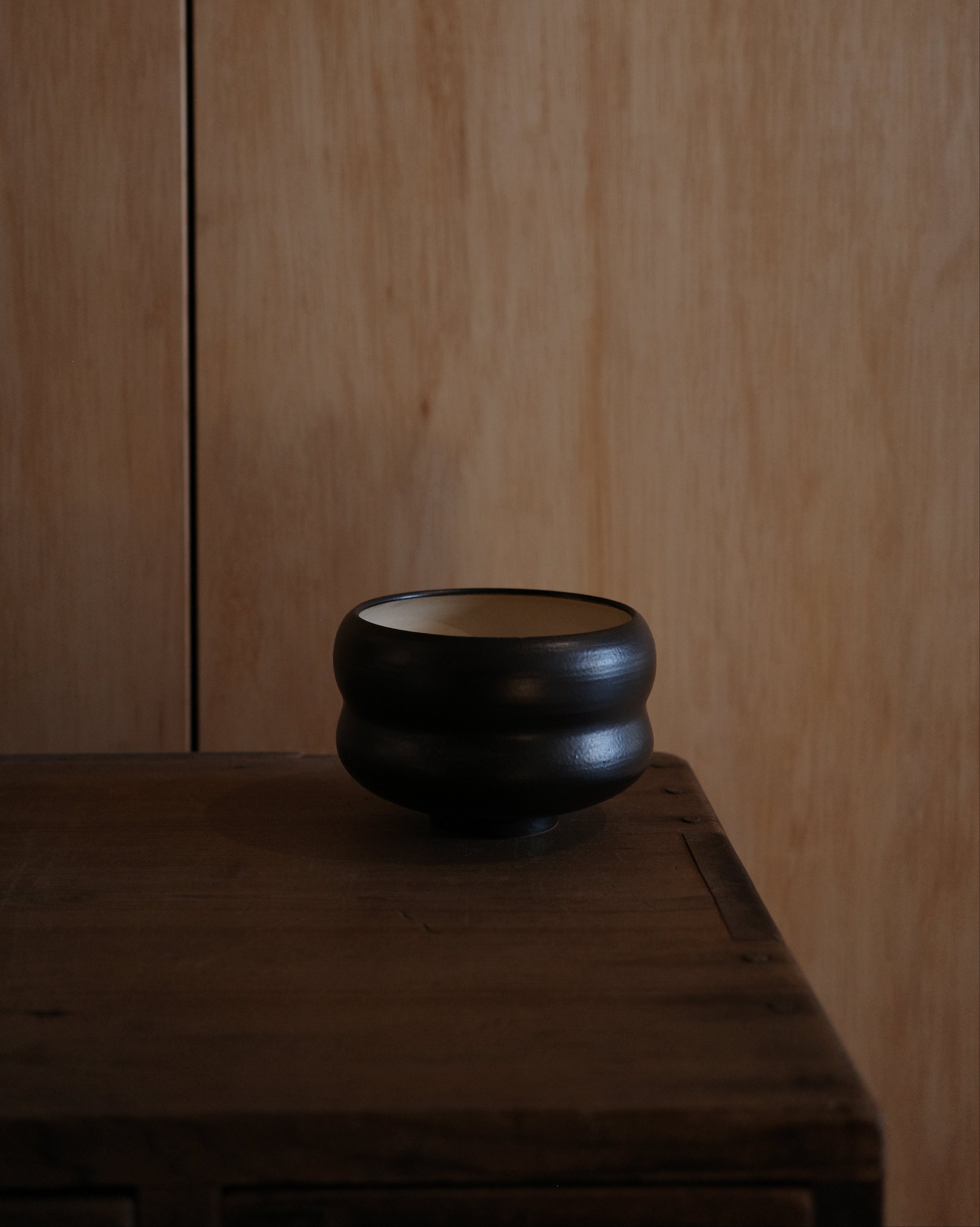 Solinii | Black Bowl