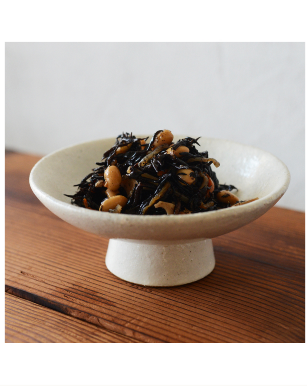 Marumitsu Poterie | Robe Footed Plate