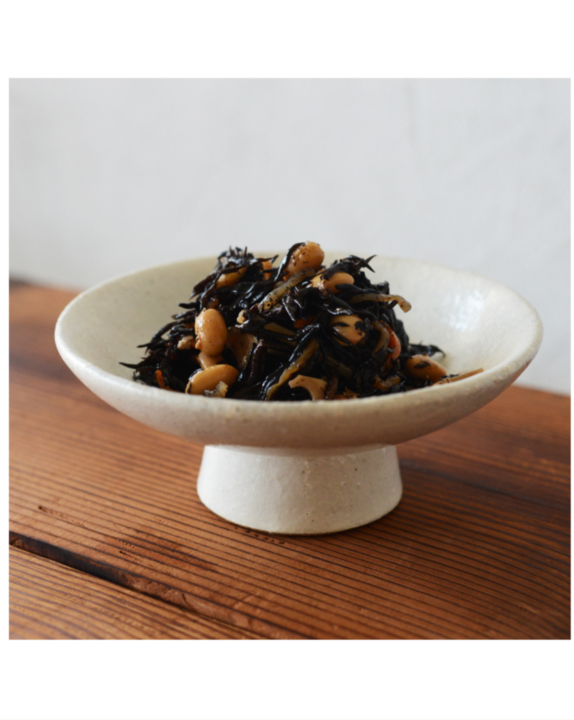 Marumitsu Poterie | Robe Footed Plate